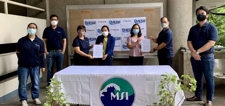 holcim and merf officials during the signing of the partnership