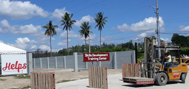 holcim davaos forklift training program equipped members of the community new skills for improved employment
