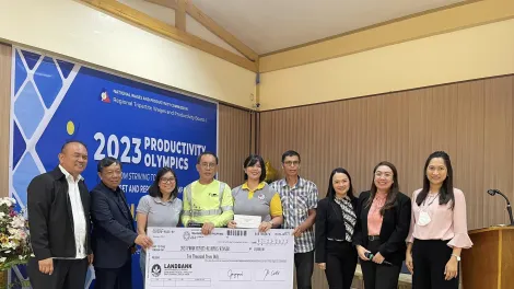 holcim-la-union-receives-award-from-regional-tripartite-wages-and-productivity-board.jpg